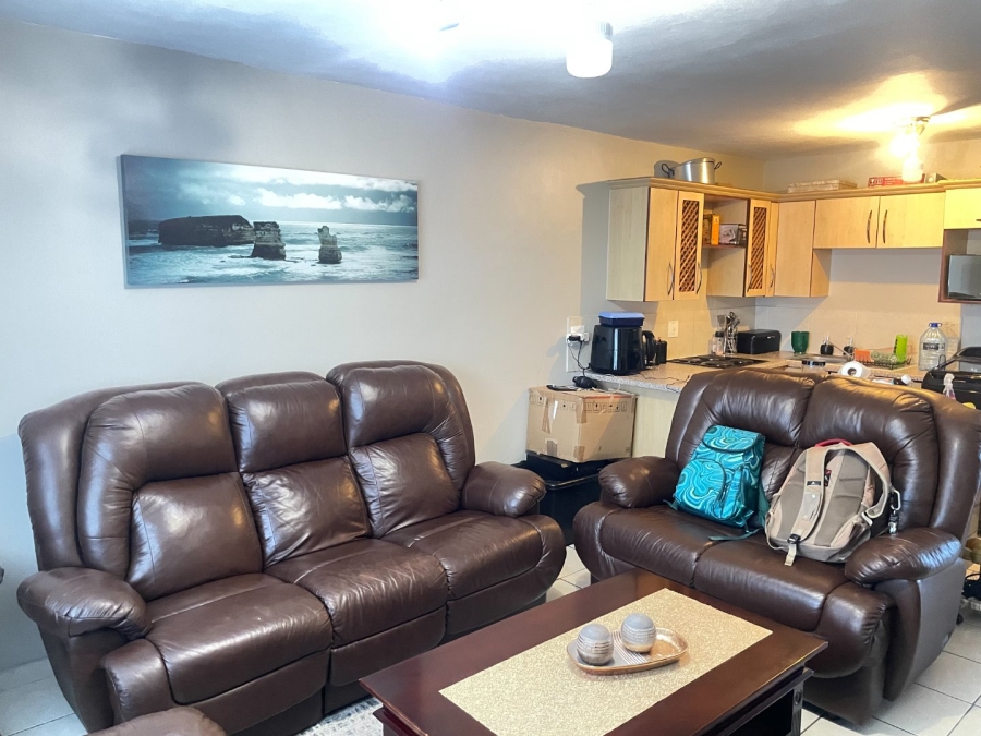 2 Bedroom Property for Sale in Generaal De Wet Free State